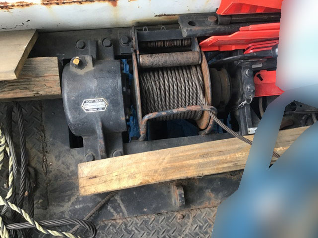 いすゞエルフセーフティクレーン4段小型（2t・3t）[写真10]