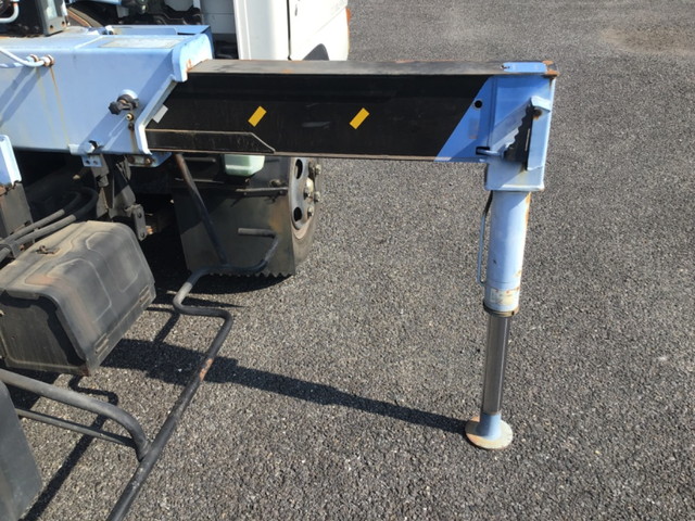 いすゞエルフセーフティクレーン4段小型（2t・3t）[写真20]