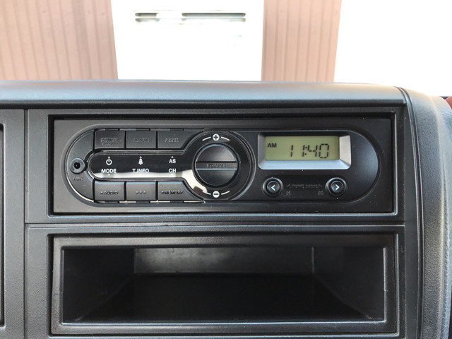 三菱ふそうキャンター平ボディ小型（2t・3t）[写真38]