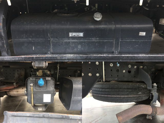 三菱ふそうキャンター平ボディ小型（2t・3t）[写真18]