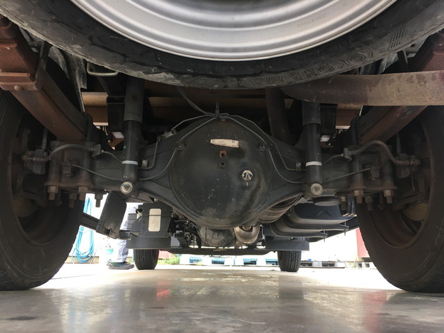 三菱ふそうキャンター平ボディ小型（2t・3t）[写真20]