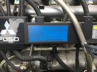 三菱ふそうキャンター平ボディ小型（2t・3t）[写真24]