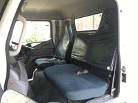 三菱ふそうキャンター平ボディ小型（2t・3t）[写真28]