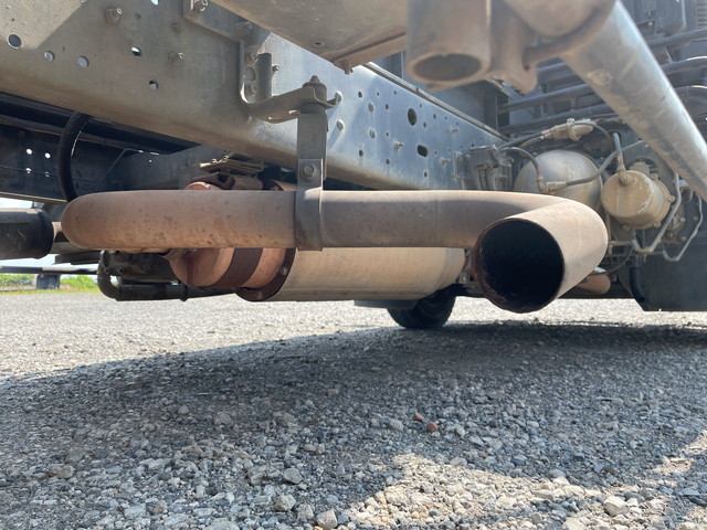 UDトラックスコンドルアームロール中型（4t）[写真16]