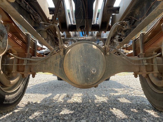 UDトラックスコンドルアームロール中型（4t）[写真17]