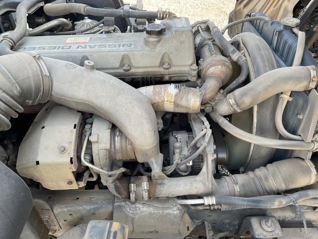 UDトラックスコンドルアームロール中型（4t）[写真20]