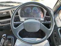 UDトラックスコンドルアームロール中型（4t）[写真30]