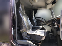 いすゞフォワードアルミウイング中型（4t）[写真21]