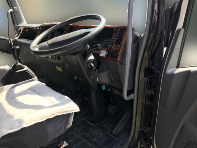 いすゞフォワードアルミウイング中型（4t）[写真22]