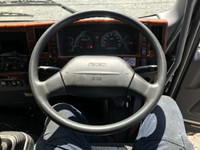 いすゞフォワードアルミウイング中型（4t）[写真25]