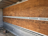 いすゞフォワードアルミウイング中型（4t）[写真03]