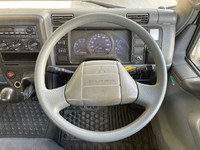 三菱ふそうキャンター平ボディ小型（2t・3t）[写真32]