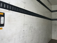 マツダタイタンアルミバン小型（2t・3t）[写真09]