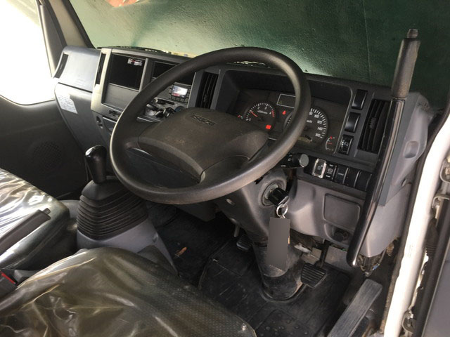 いすゞエルフダンプ小型（2t・3t）[写真34]