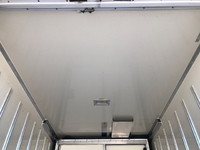 いすゞエルフ冷凍車（冷蔵車）小型（2t・3t）[写真14]