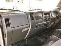 いすゞエルフ冷凍車（冷蔵車）小型（2t・3t）[写真28]