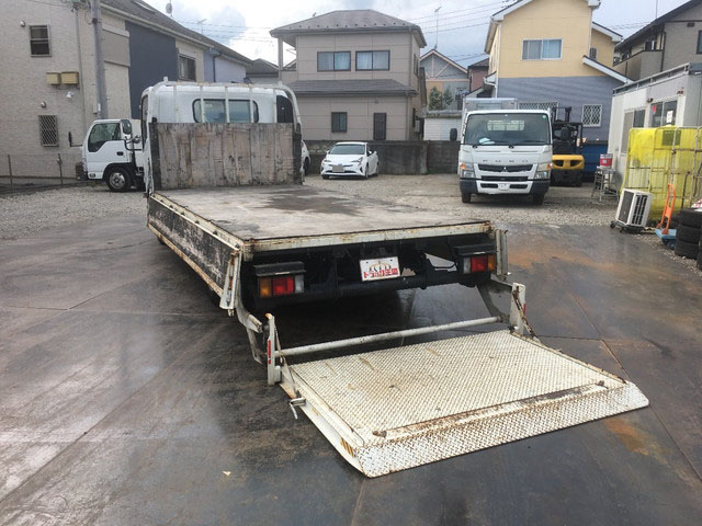 いすゞエルフ平ボディ小型（2t・3t）[写真12]