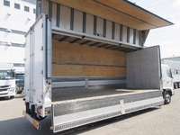 日野レンジャーアルミウイング中型（4t）[写真05]