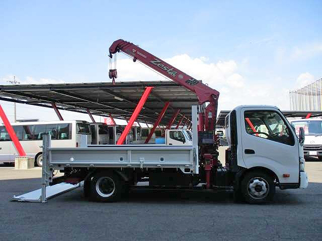 日野デュトロクレーン4段小型（2t・3t）[写真06]
