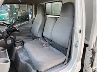 日野デュトロ平ボディ小型（2t・3t）[写真29]