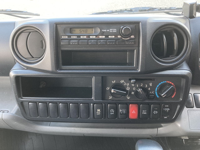 日野デュトロ平ボディ小型（2t・3t）[写真35]