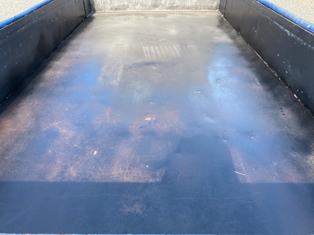 三菱ふそうキャンターダンプ小型（2t・3t）[写真13]