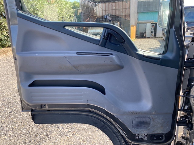 三菱ふそうキャンターダンプ小型（2t・3t）[写真26]