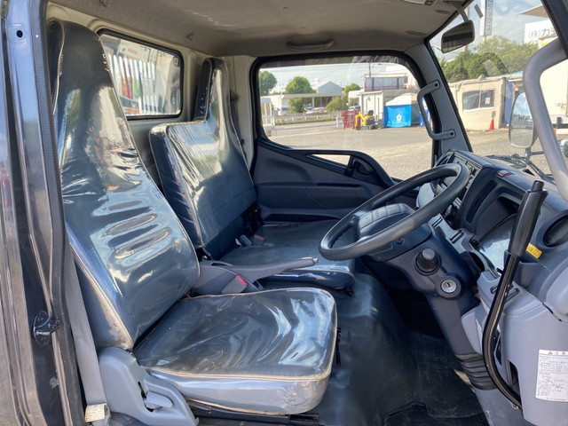 三菱ふそうキャンターダンプ小型（2t・3t）[写真28]