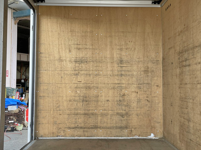 トヨタダイナアルミバン小型（2t・3t）[写真13]