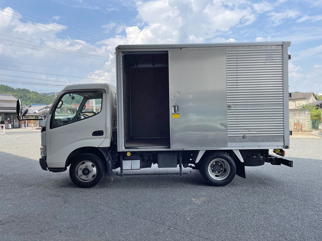 トヨタダイナアルミバン小型（2t・3t）[写真06]