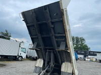 トヨタトヨエースダンプ小型（2t・3t）[写真13]