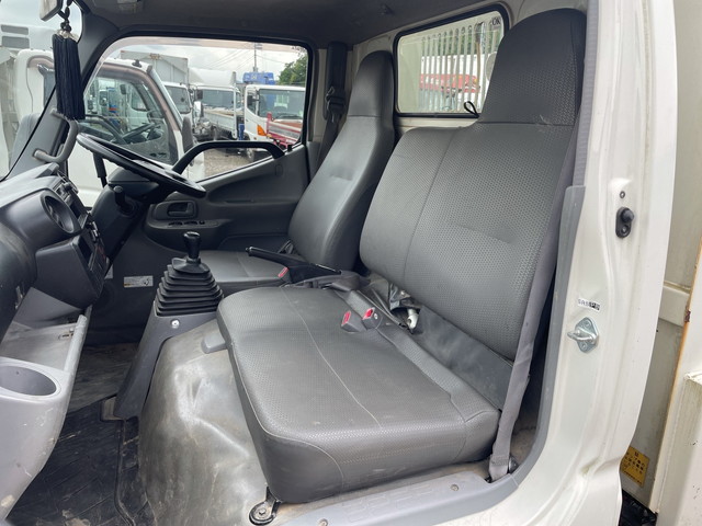 トヨタトヨエースダンプ小型（2t・3t）[写真32]