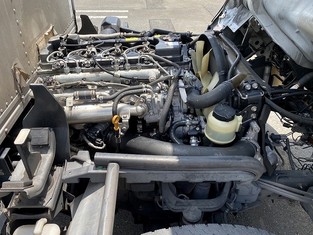 日産アトラスアルミバン小型（2t・3t）[写真18]