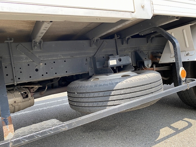 日産アトラスアルミバン小型（2t・3t）[写真21]