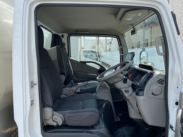 日産アトラスアルミバン小型（2t・3t）[写真27]