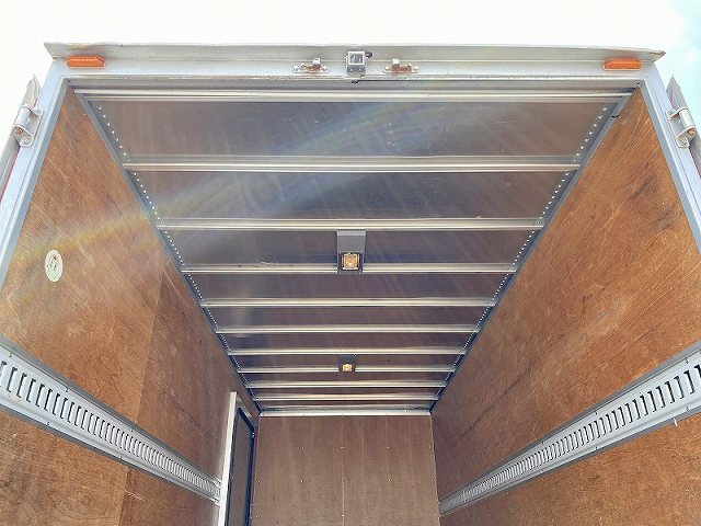 日産アトラスアルミバン小型（2t・3t）[写真09]