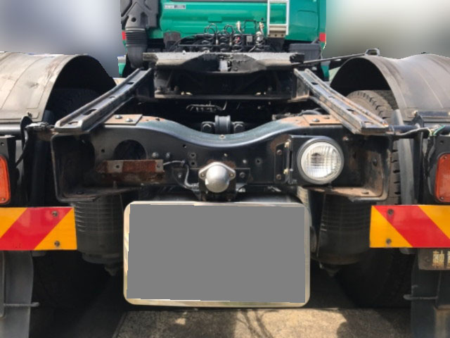 UDトラックスクオントレーラーヘッド（トラクターヘッド）大型（10t）[写真05]