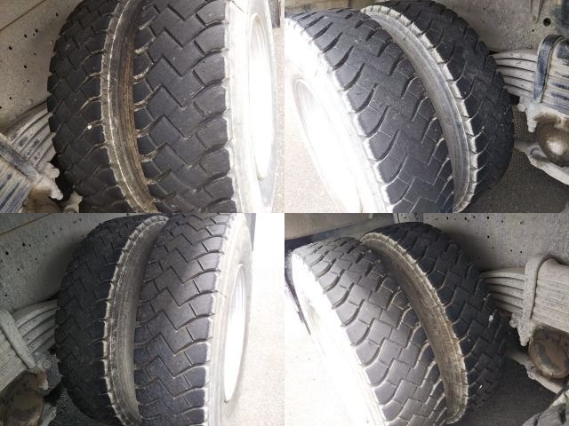 いすゞギガダンプ大型（10t）[写真16]