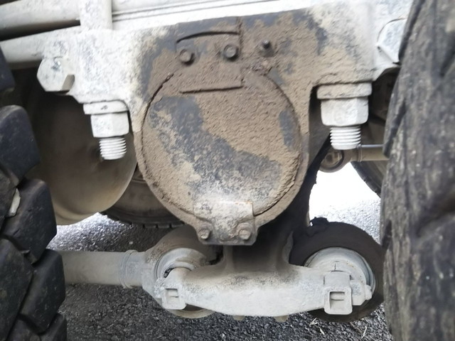 いすゞギガダンプ大型（10t）[写真17]