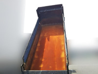 いすゞギガダンプ大型（10t）[写真04]