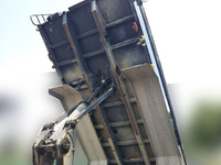 いすゞギガダンプ大型（10t）[写真07]