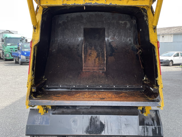 いすゞエルフパッカー車（塵芥車）小型（2t・3t）[写真12]