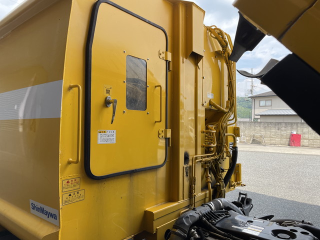 いすゞエルフパッカー車（塵芥車）小型（2t・3t）[写真15]