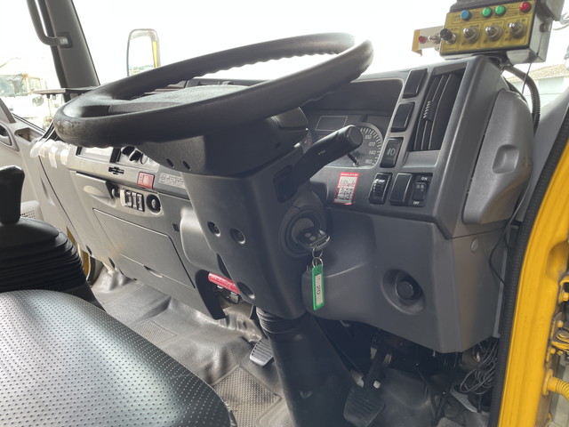 いすゞエルフパッカー車（塵芥車）小型（2t・3t）[写真31]