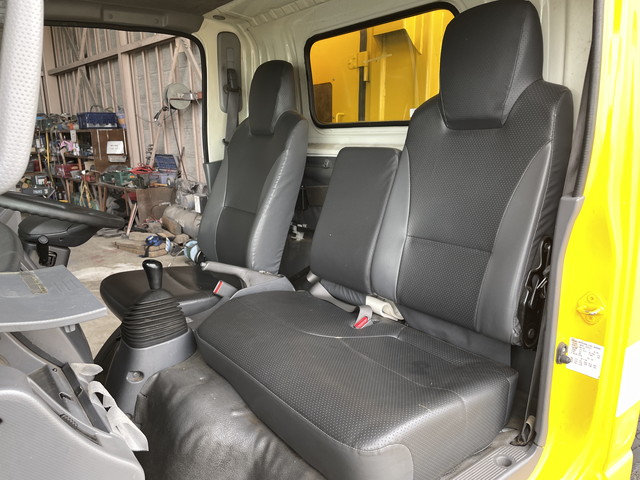 いすゞエルフパッカー車（塵芥車）小型（2t・3t）[写真32]