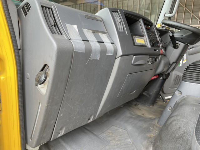 いすゞエルフパッカー車（塵芥車）小型（2t・3t）[写真33]