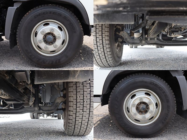 日野レンジャーユニック3段中型（4t）[写真24]