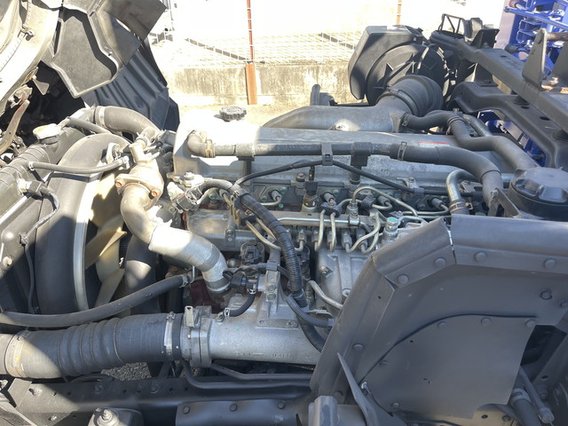 UDトラックスコンドルセルフクレーン4段増トン（6t・8t）[写真22]