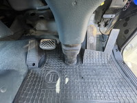 UDトラックスコンドルセルフクレーン4段増トン（6t・8t）[写真37]