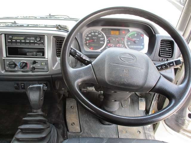 日野レンジャークレーン4段中型（4t）[写真11]